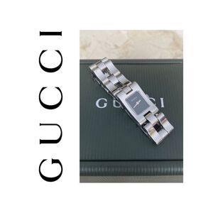 Gucci 2305L Chunky Modernist Stainless Steel Link Water Resistant Wristwatch